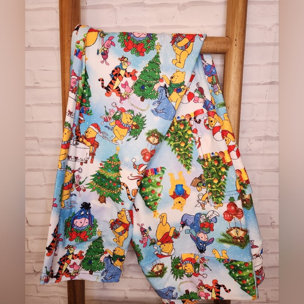 100 ACRE CHRISTMAS leggings